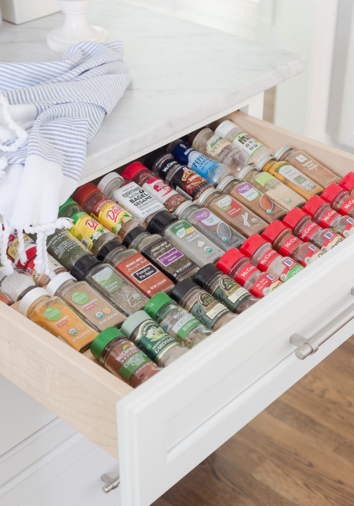 organize kitchen spice cabinet